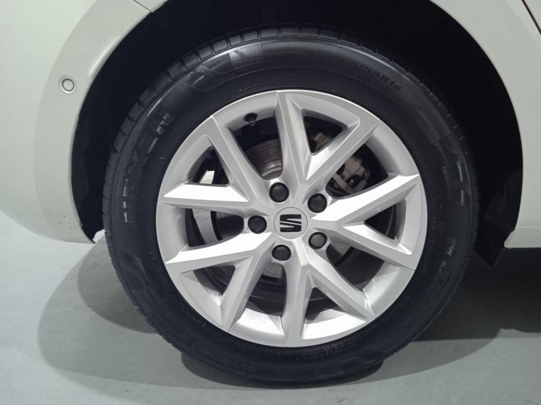 SEAT León 1.5 eTSI Style 25 Aniversario DSG 85 kW (116 CV)