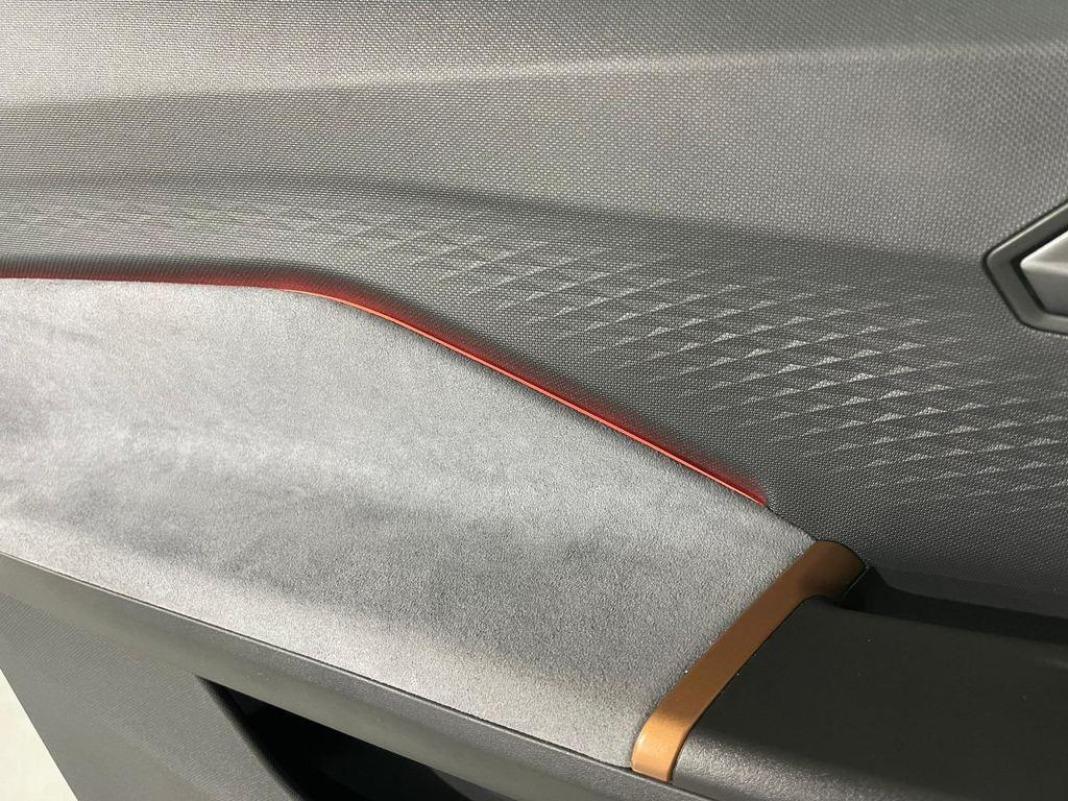 CUPRA Born 58 kWh 150 kW (204 CV)