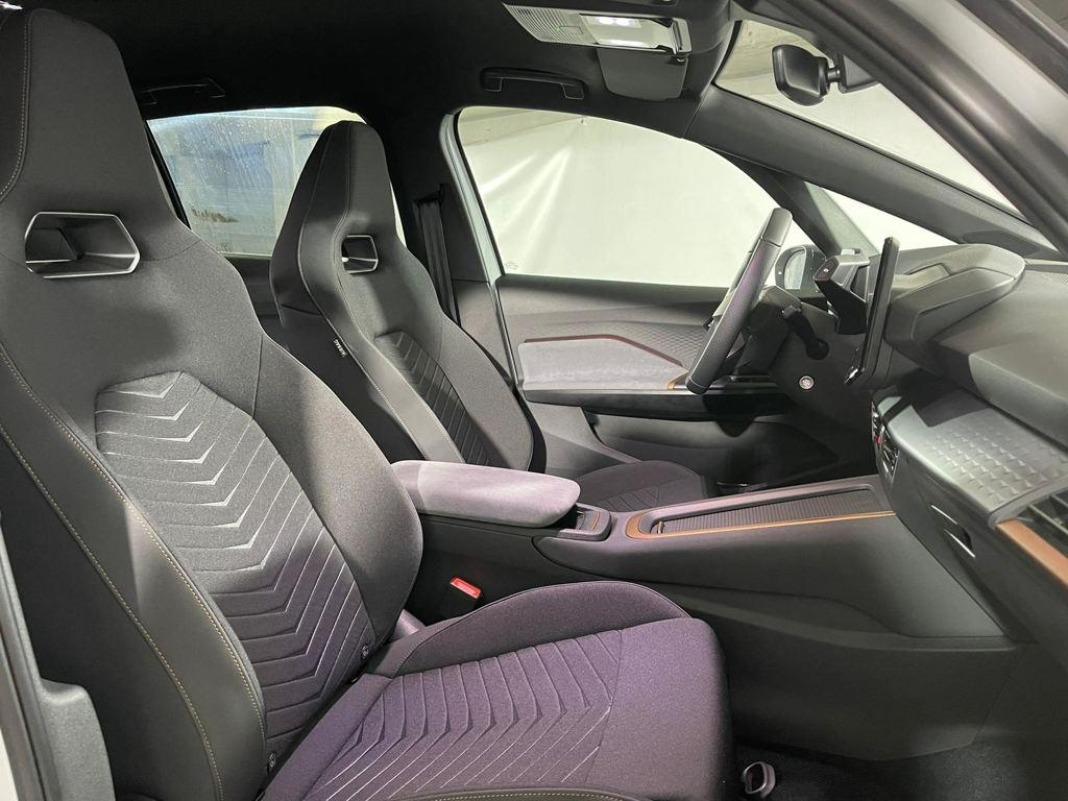 CUPRA Born 58 kWh 150 kW (204 CV)