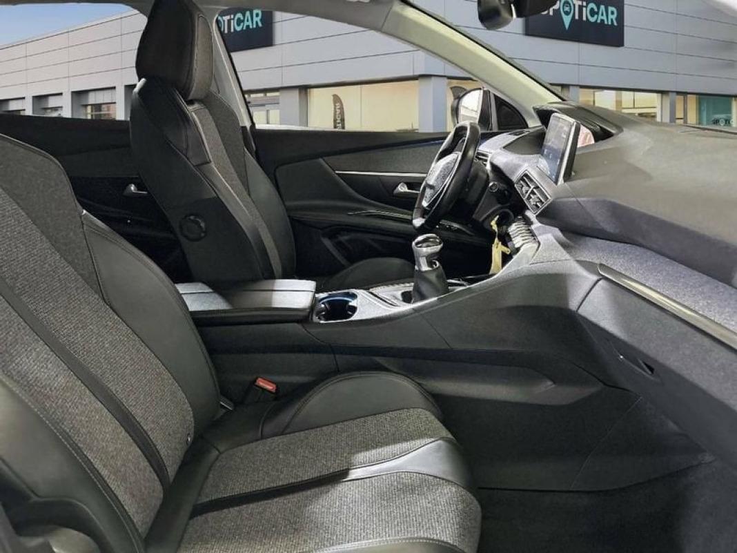 Peugeot 3008 1.5 BlueHDi 96kW (130CV) S&S Allure