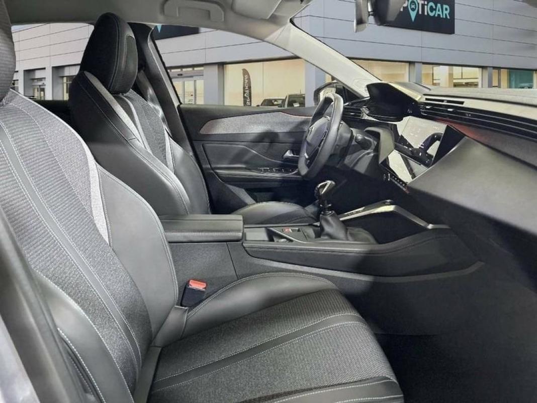 Peugeot 308 5P BlueHDi 130 S&S MAN Allure