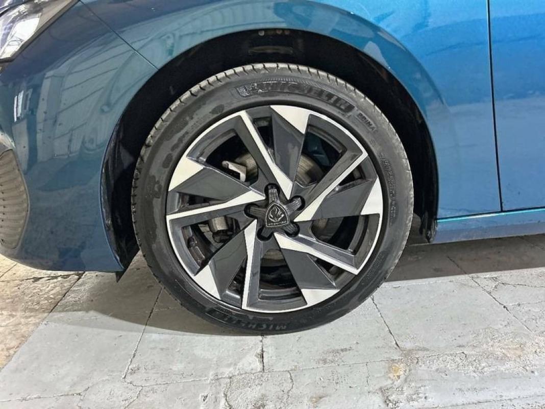 Peugeot 308 5P PureTech 130 S&S MAN Allure