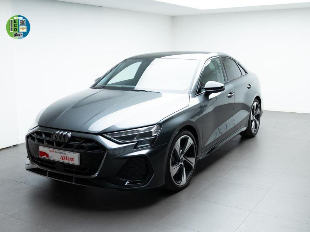 Audi A3 Sedan Black line edition 35 TFSI 110 kW (150 CV) S tronic