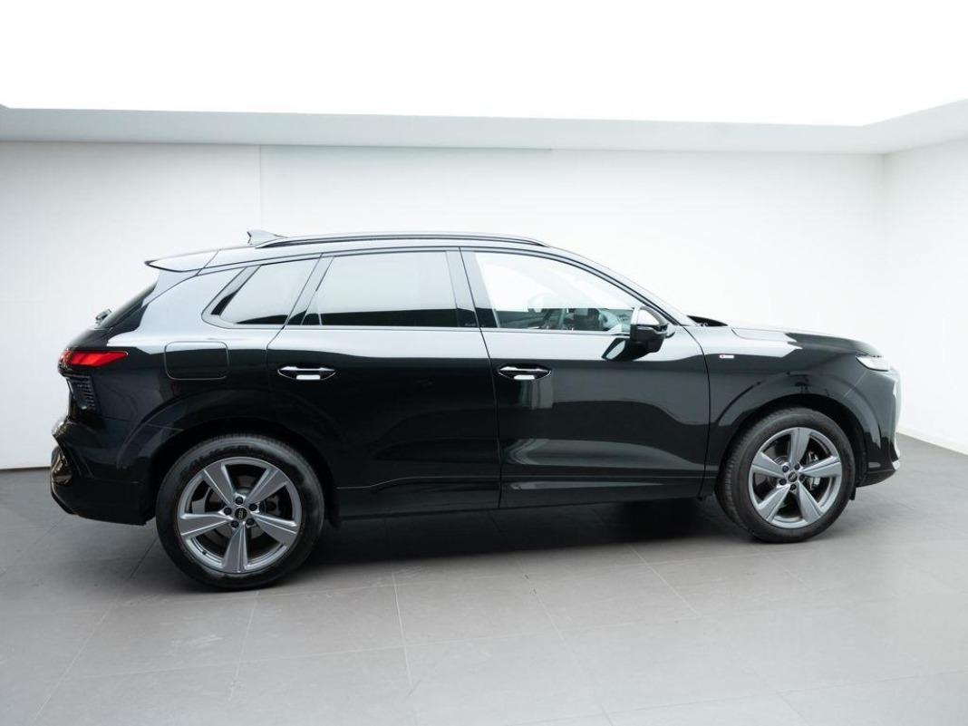 Audi Q3 Black line TDI 110 kW (150 CV) S tronic
