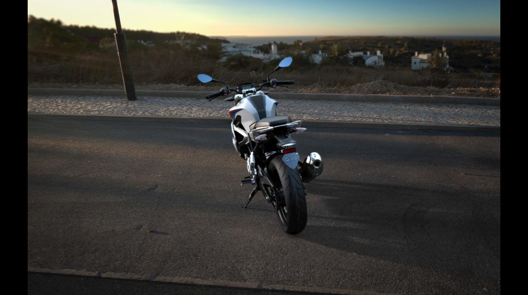 BMW Motorrad G 310 R Roadster / Naked Bike