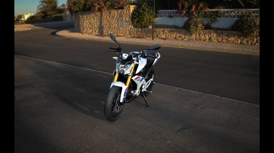 BMW Motorrad G 310 R Roadster / Naked Bike