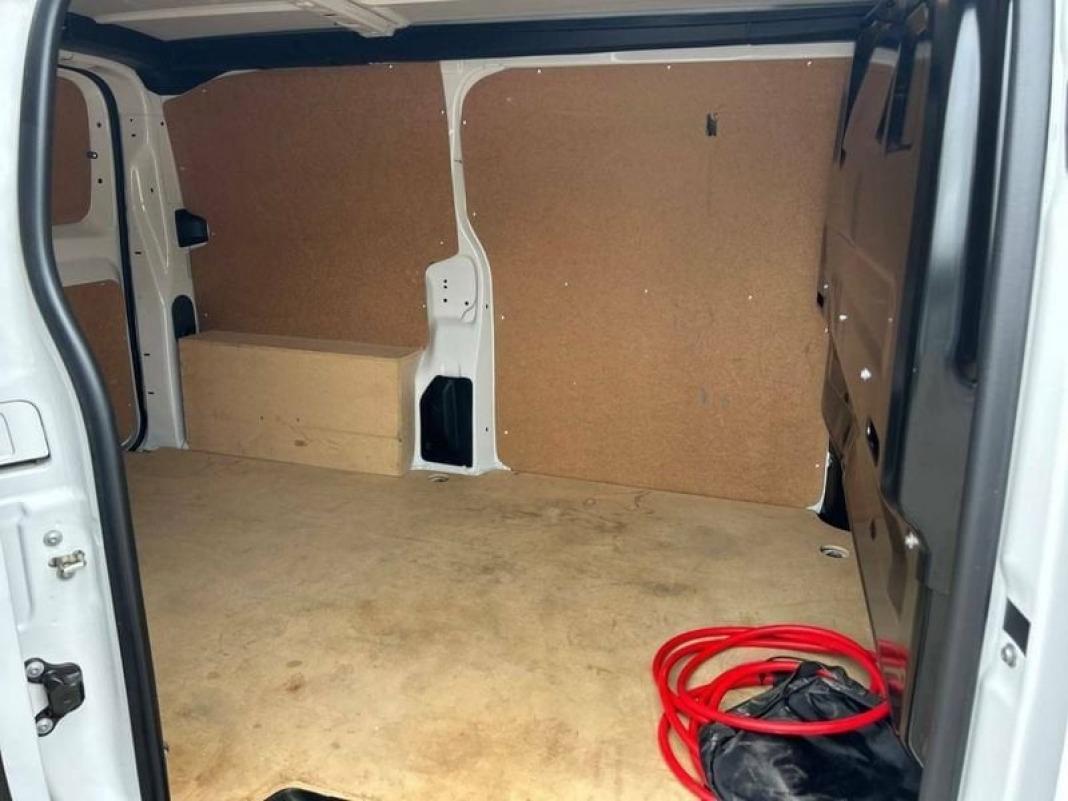 Peugeot Expert eExpert 3 eExpert Furgón 100kW Batería 50kWh Std -