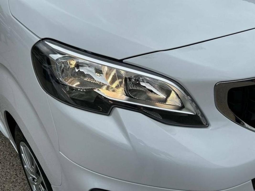 Peugeot Expert eExpert 3 eExpert Furgón 100kW Batería 50kWh Std -