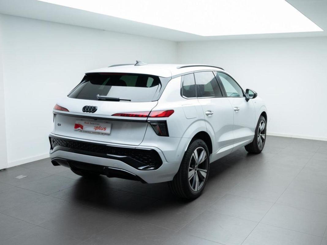 Audi Q3 Black line TFSI 110 kW (150 CV) S tronic