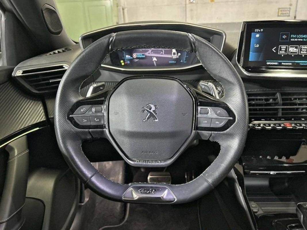 Peugeot 2008 Puretech 130 S&S EAT8 GT