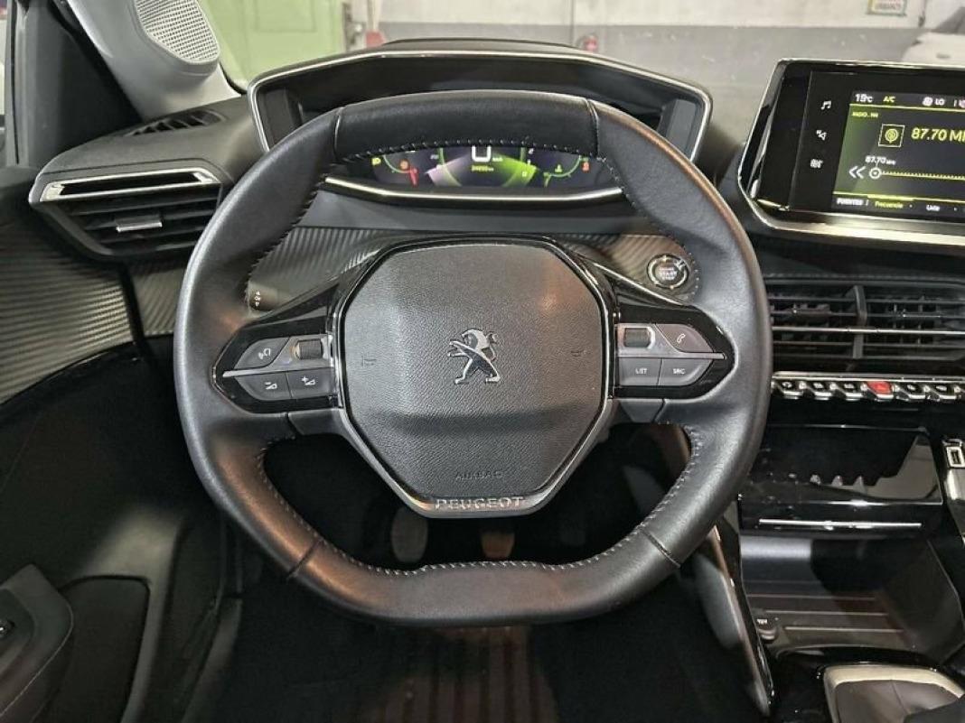 Peugeot 208 PureTech 73kW (100CV) Allure