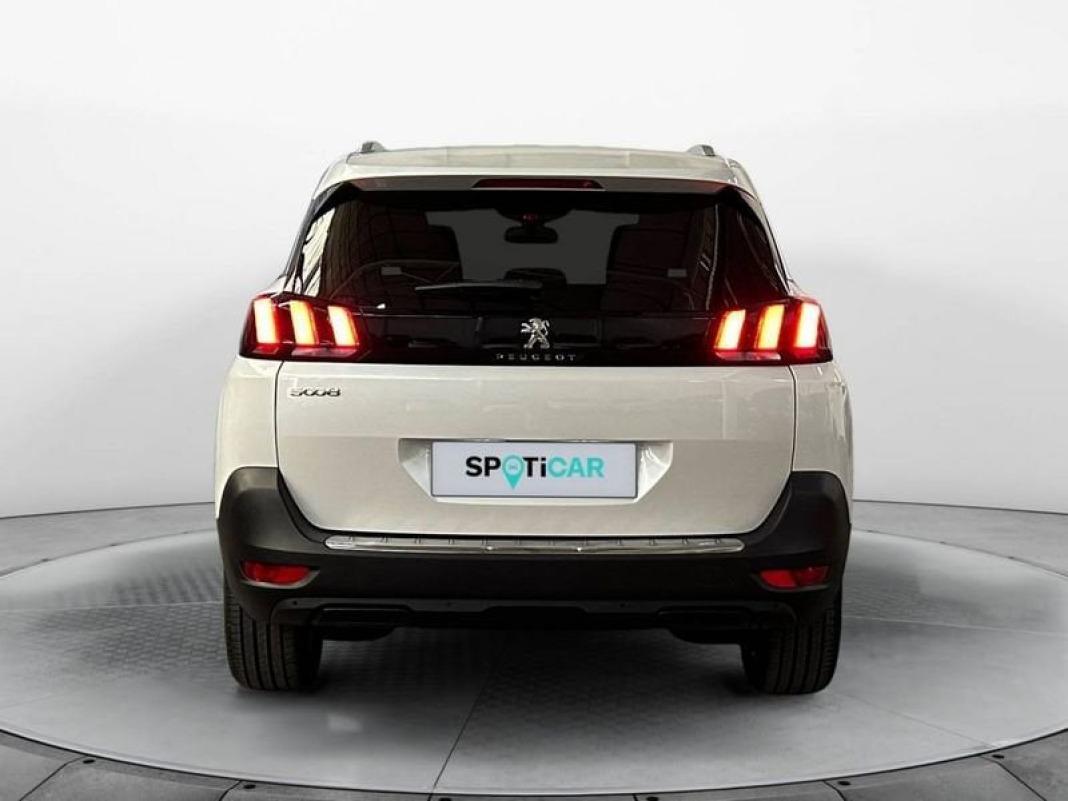 Peugeot 5008 1.5 BlueHDi 96kW S&S EAT8 Allure Pack