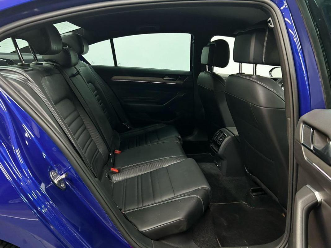 Volkswagen Passat R-Line 2.0 TDI 110 kW (150 CV) DSG