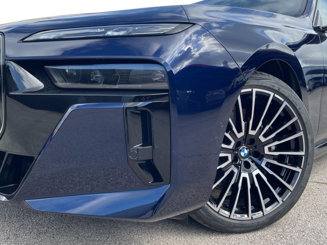 BMW I7 eDrive50 335 kW (455 CV)