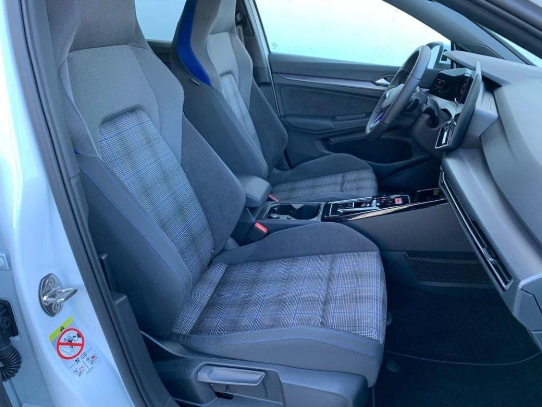 Volkswagen Golf GTE 1.5 PHEV 130kW 200 kW (272 CV) DSG