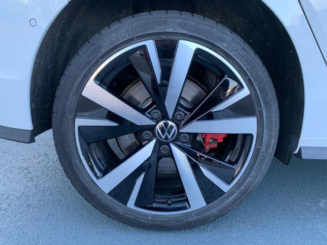 Volkswagen Golf GTE 1.5 PHEV 130kW 200 kW (272 CV) DSG