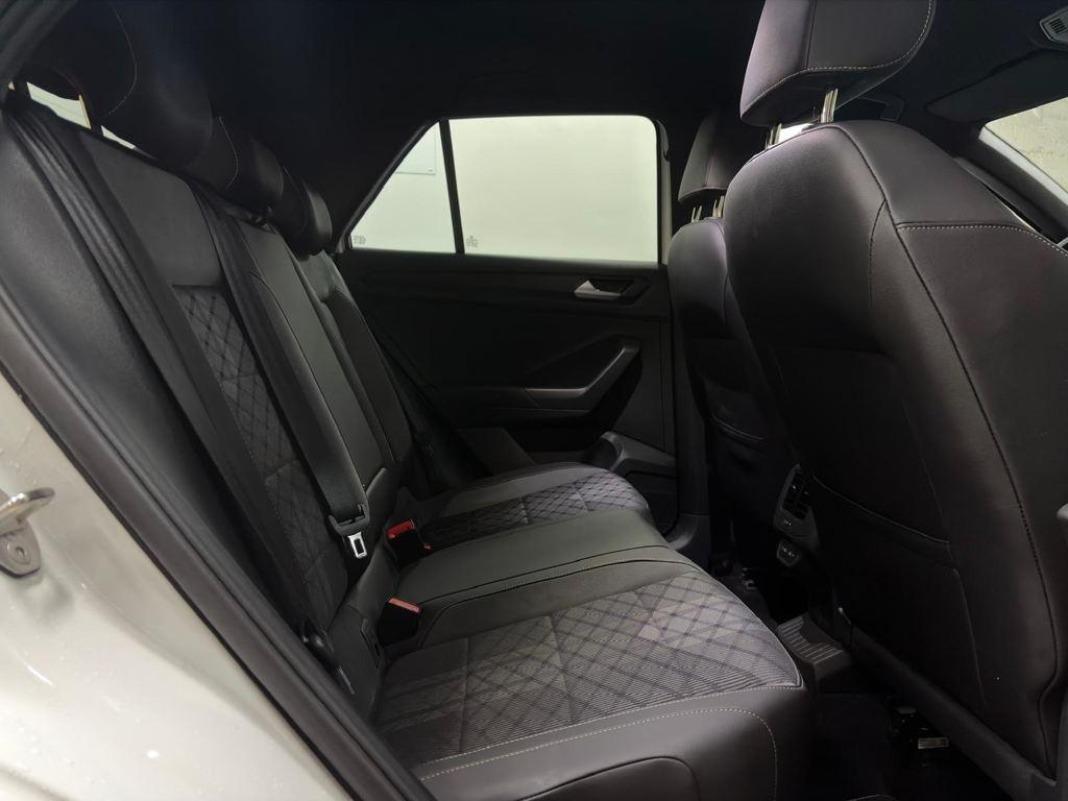 Volkswagen T-roc R-Line 1.5 TSI 110 kW (150 CV) DSG