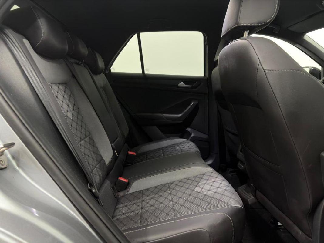 Volkswagen T-roc R-Line 1.5 TSI 110 kW (150 CV) DSG