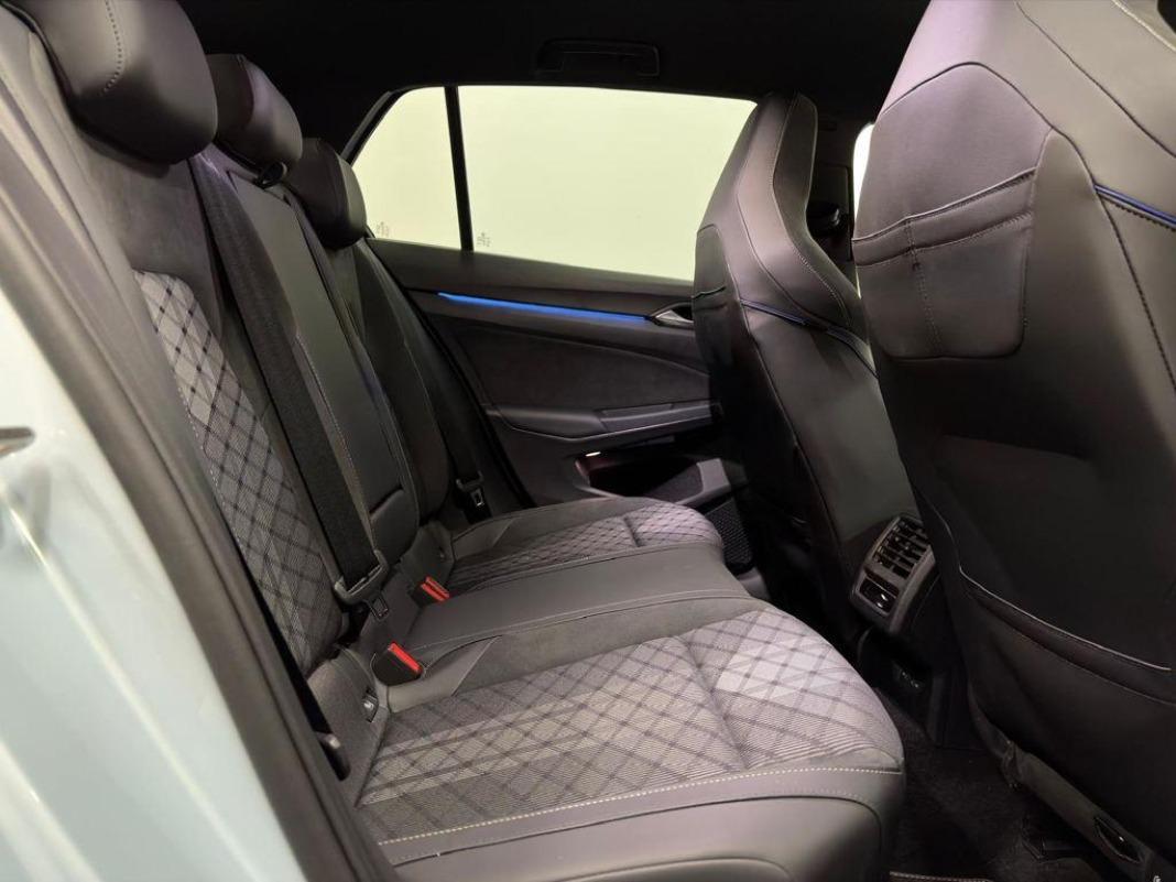 Volkswagen Golf R-Line 2.0 TDI 110 kW (150 CV) DSG