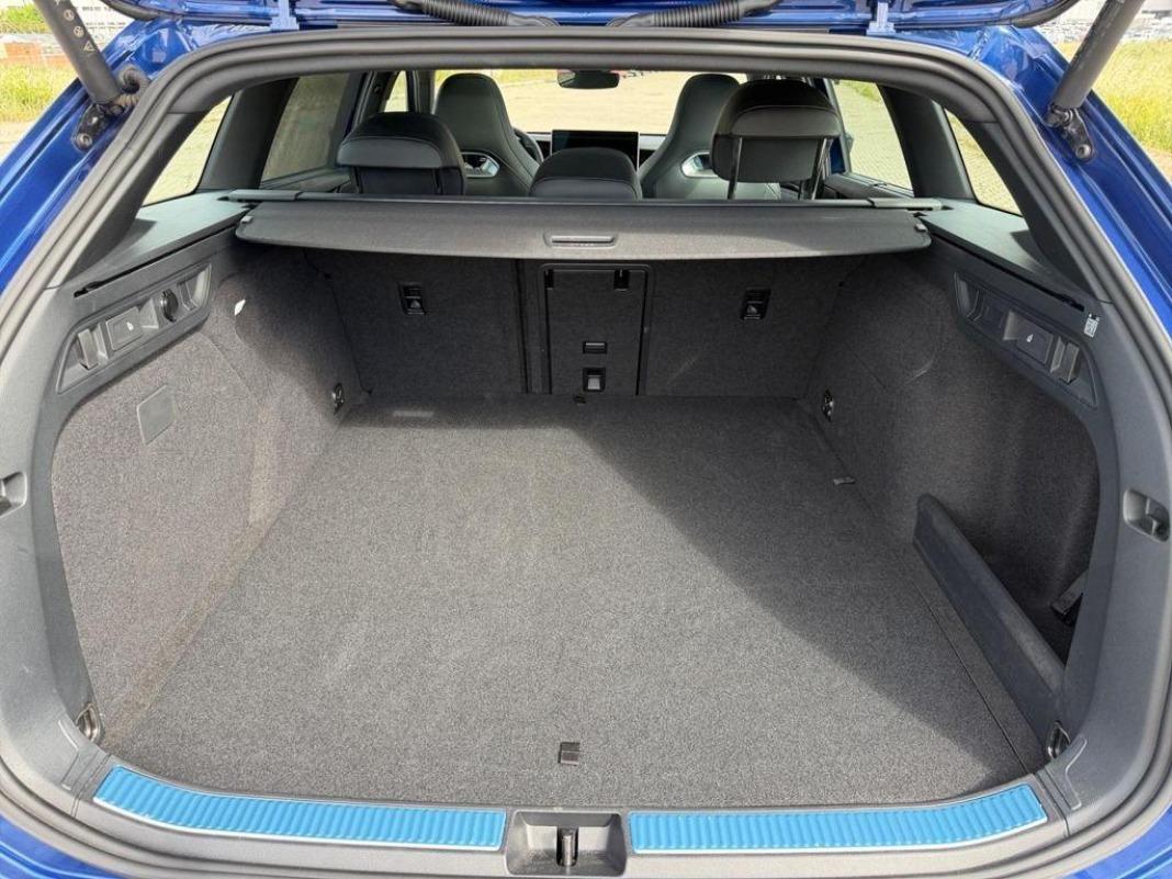 Volkswagen Passat Variant R-Line eHybrid PHEV 200 kW (272 CV) DSG