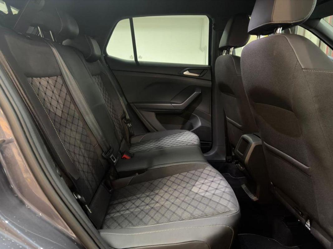 Volkswagen T-cross R-Line 1.5 TSI 110 kW (150 CV) DSG