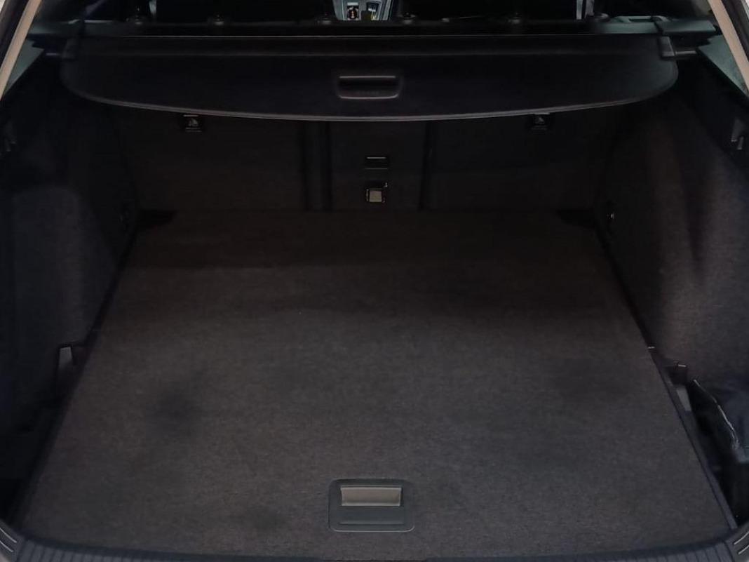 Volkswagen Golf Variant Life 1.0 eTSI 81 kW (110 CV) DSG