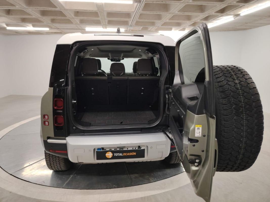 Land Rover Defender 2.0 D240 SD4 First Edition 110 Auto 4WD