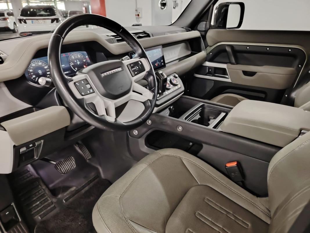 Land Rover Defender 2.0 D240 SD4 First Edition 110 Auto 4WD