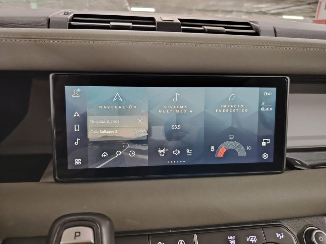 Land Rover Defender 2.0 D240 SD4 First Edition 110 Auto 4WD