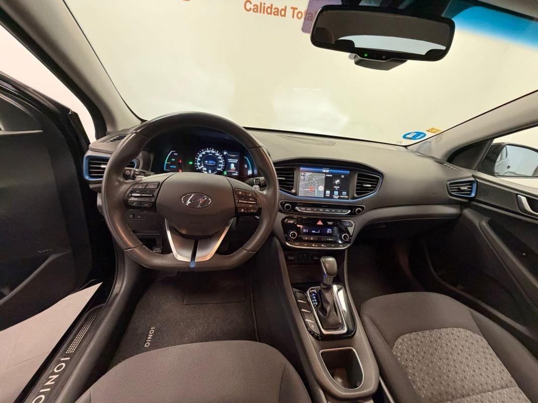 Hyundai Ioniq 1.6 GDI PHEV Tecno DCT