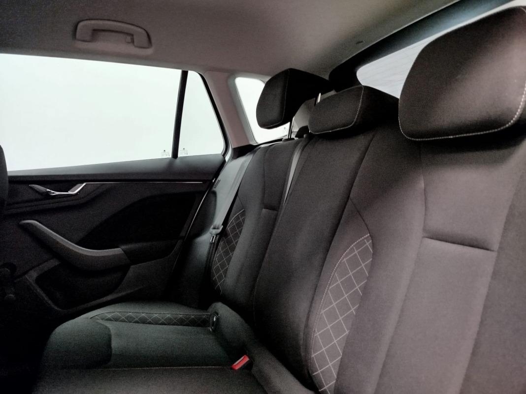 Skoda Kamiq 1.0 TSI 81kW (110CV) DSG Emotion