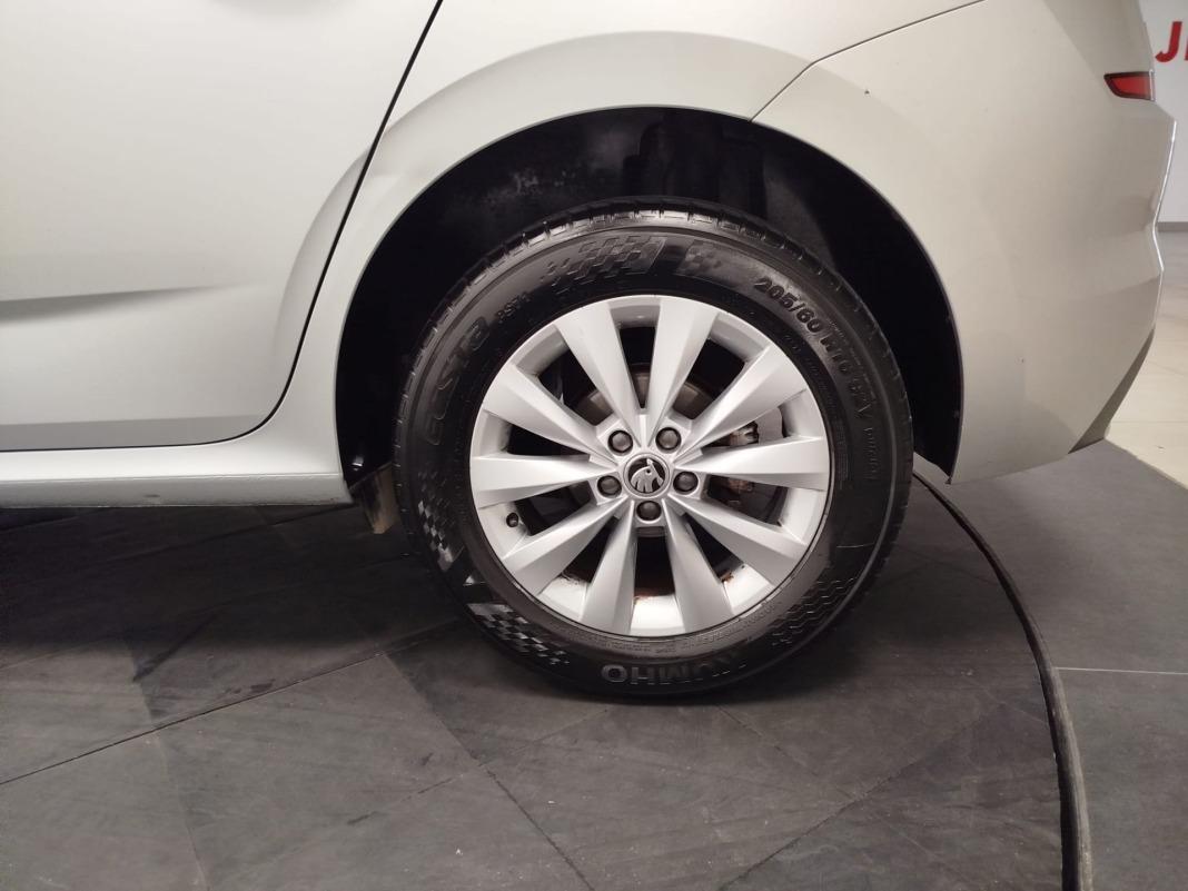 Skoda Kamiq 1.0 TSI 81kW (110CV) DSG Emotion