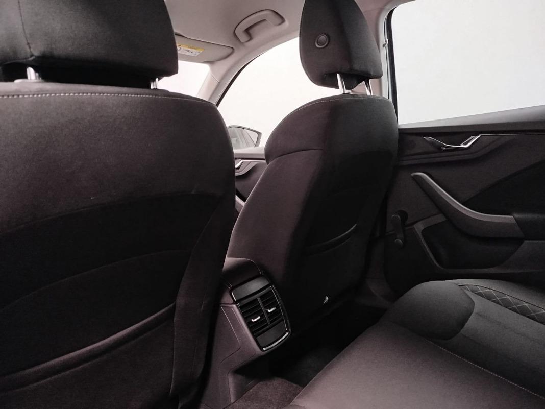 Skoda Kamiq 1.0 TSI 81kW (110CV) DSG Emotion