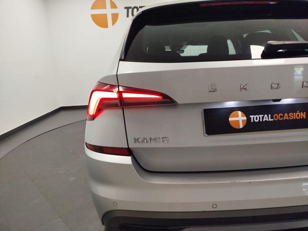 Skoda Kamiq 1.0 TSI 81kW (110CV) DSG Emotion