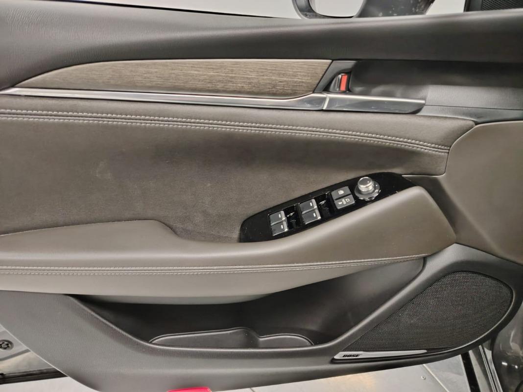 Mazda Mazda6 2.5 SKYACTIVE-G 143kW Signature Auto