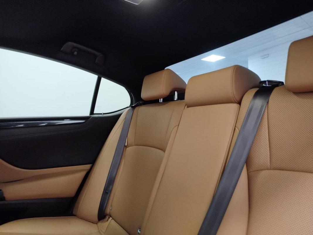 Lexus Es 2.5 300h Executive