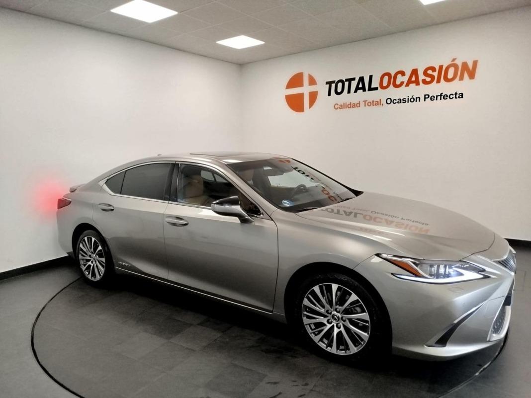 Lexus Es 2.5 300h Executive