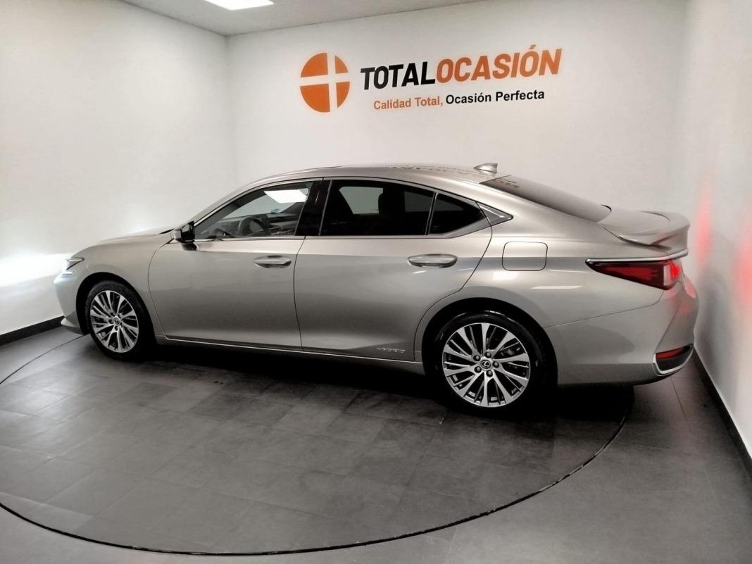 Lexus Es 2.5 300h Executive