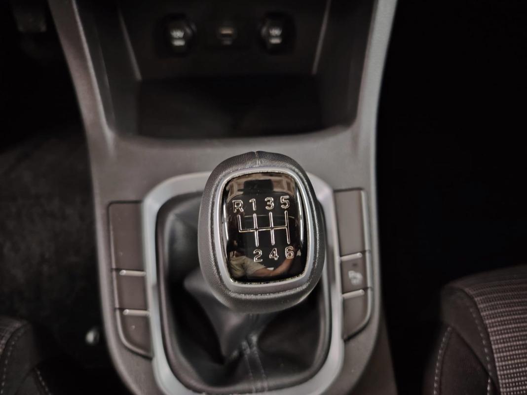 Hyundai I30 1.0 TGDI Essence Fastback LRR