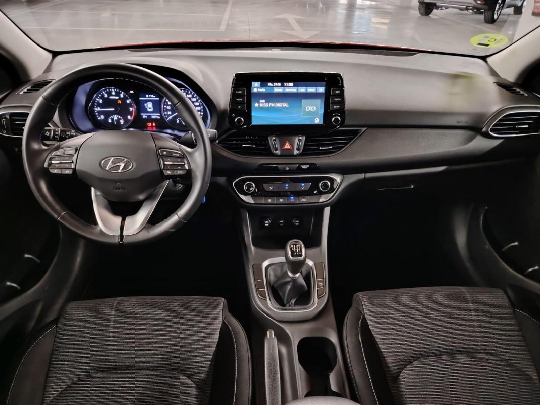 Hyundai I30 1.0 TGDI Essence Fastback LRR