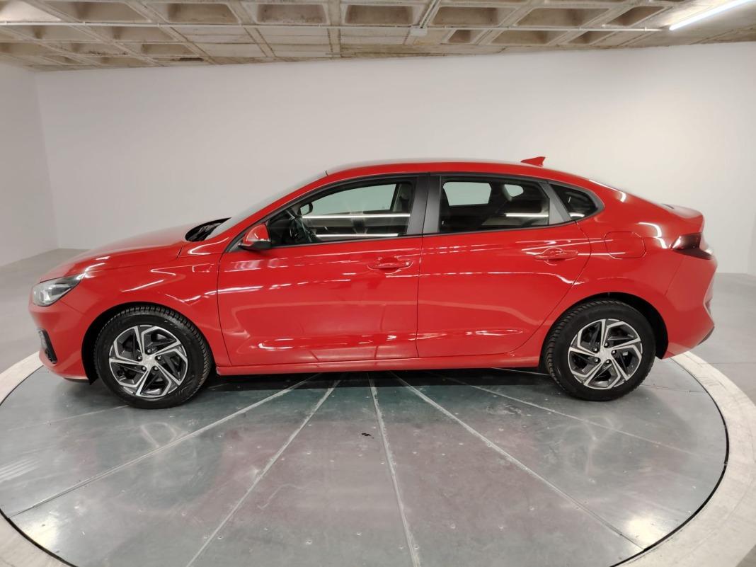 Hyundai I30 1.0 TGDI Essence Fastback LRR