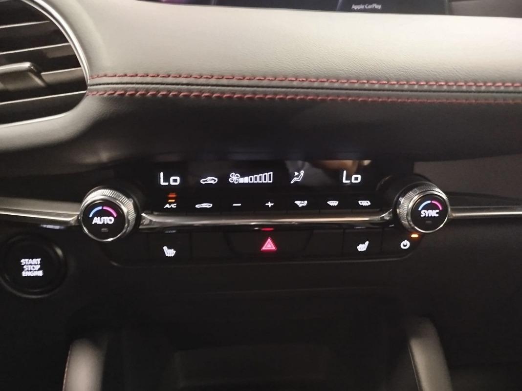 Mazda Mazda3 2.0 e-SKYACTIV-G 90KW HOMURA