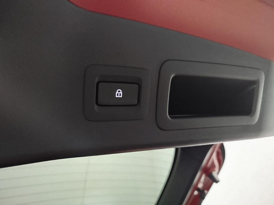 Mazda Mazda3 2.0 e-SKYACTIV-G 90KW HOMURA