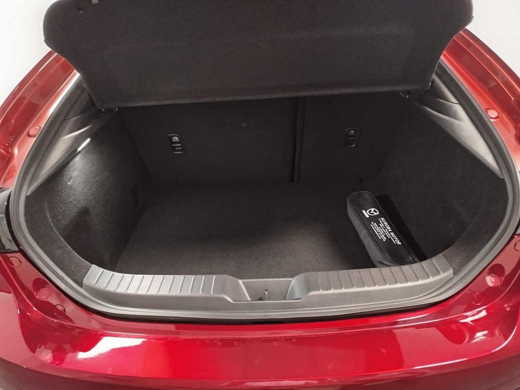 Mazda Mazda3 2.0 e-SKYACTIV-G 90KW HOMURA