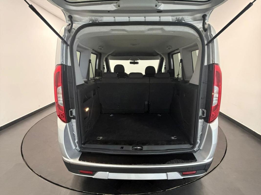 Fiat Doblò Cargo Combi N1 Trekking 1.6 Mjet 88kW (120CV)