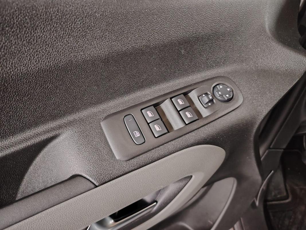 Peugeot Rifter Allure Standard PureTech 81kW