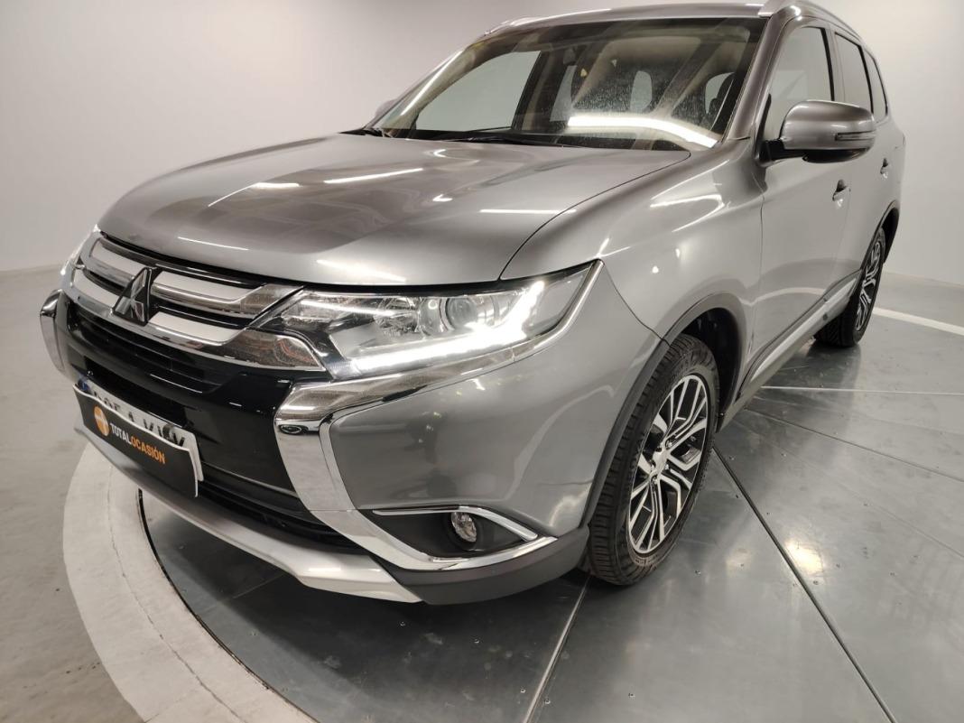 Mitsubishi Outlander 200 MPI Motion CVT 2WD 7 Plazas