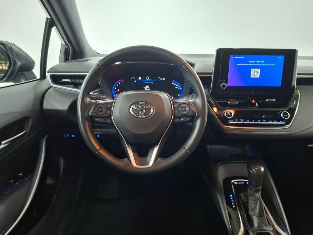 Toyota Corolla 1.8 125H STYLE E-CVT
