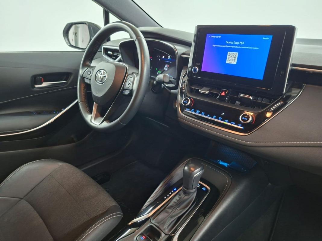 Toyota Corolla 1.8 125H STYLE E-CVT