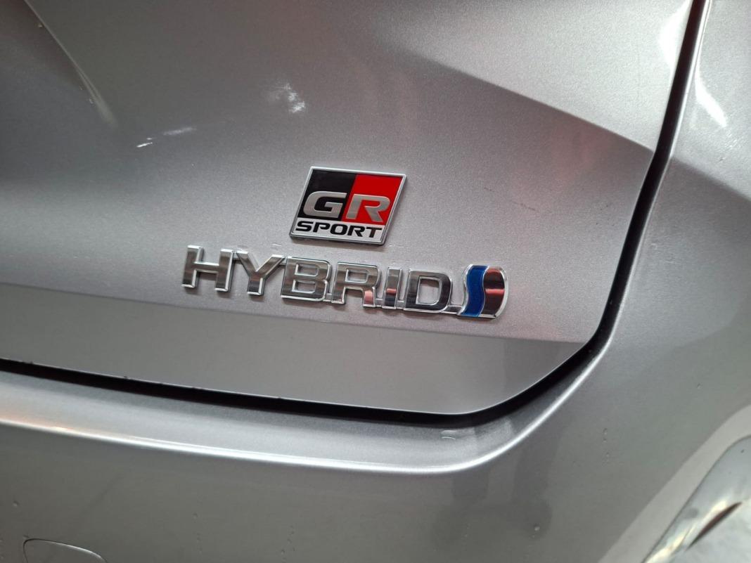 Toyota Corolla 2.0 180H GR-SPORT E-CVT TOURING SPORT